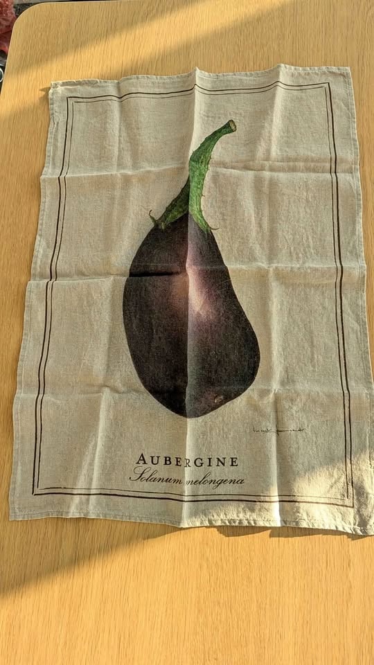 Linen Tea Towel - Eggplant Print 🧡