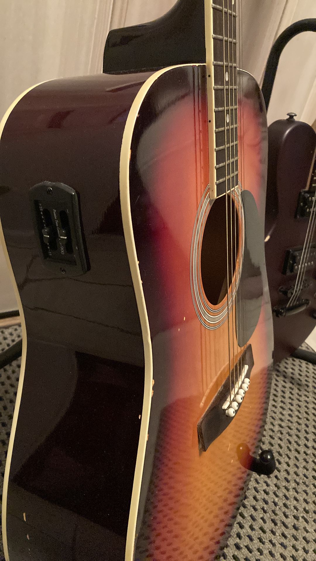 2 Guitars: Acoustic-Electric & Electric - photo 2