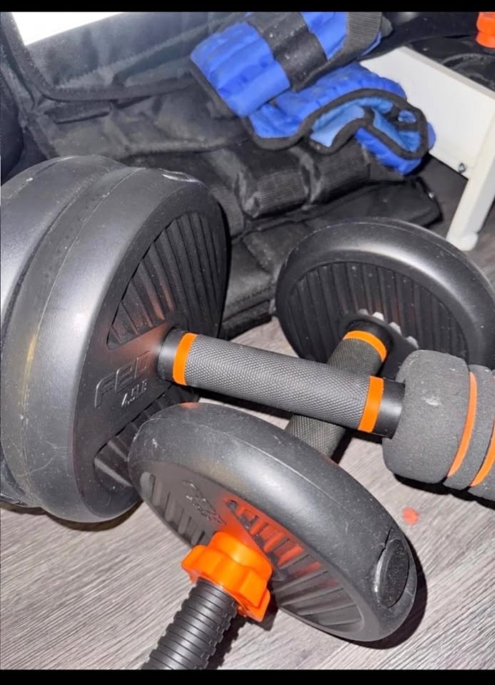 FEIERDUN 4-in-1 Adjustable Dumbbell Set (90 lbs)