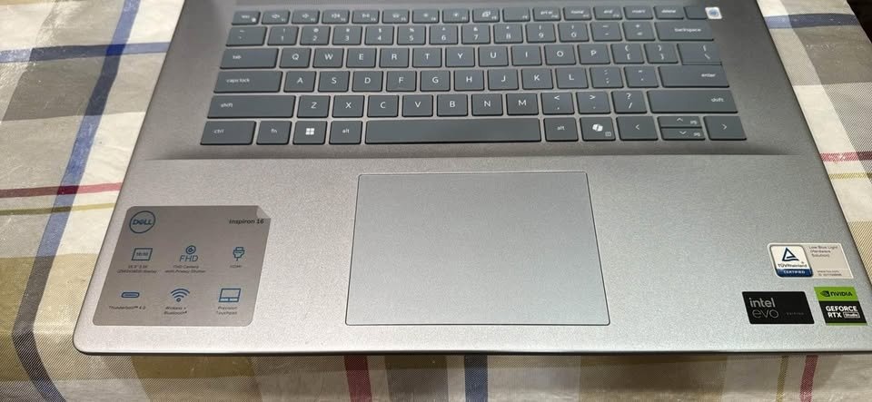Complete Dell Laptop Bundle - Like New - photo 4