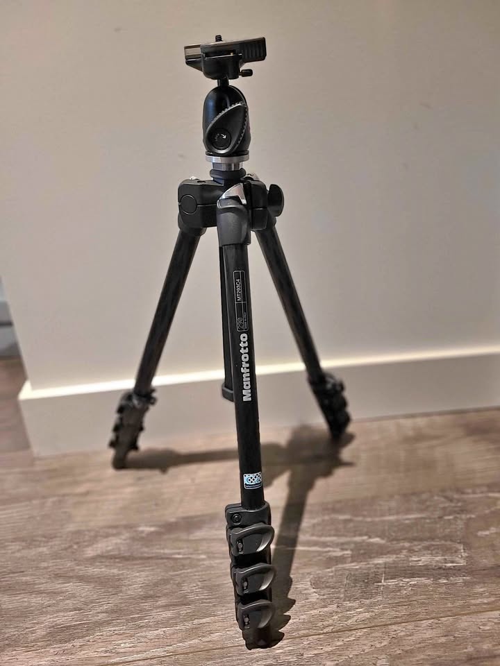 Manfrotto Tripod