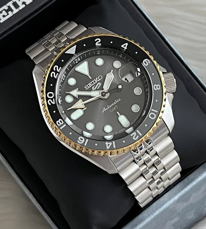 Seiko Men's 5 Sports GMT Automatic Watch (SSK021K1) NEW - photo 2