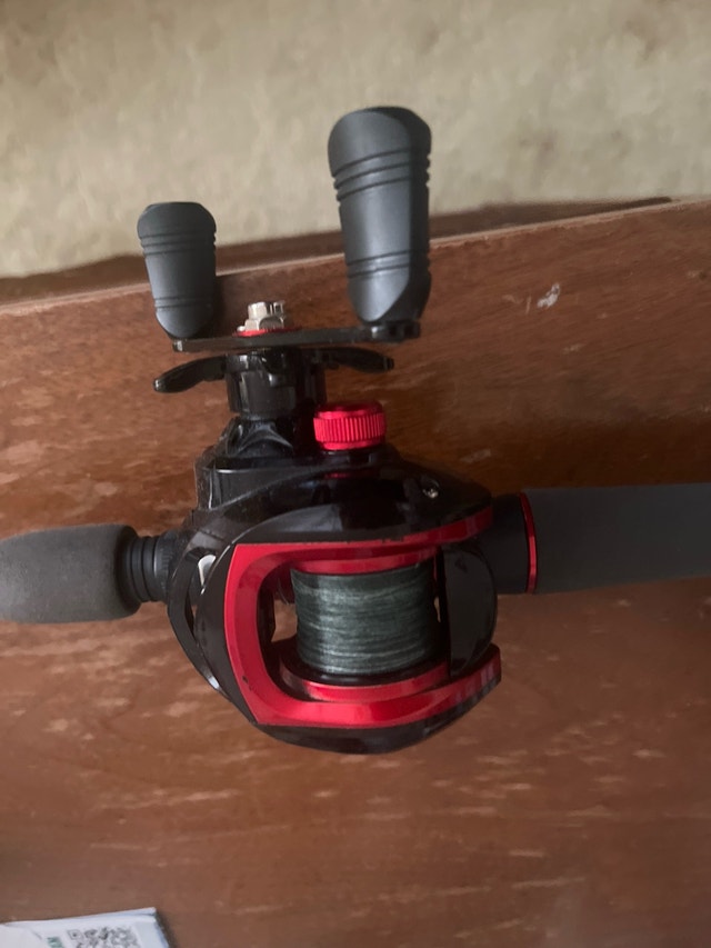 Casting Rod and Reel - photo 3