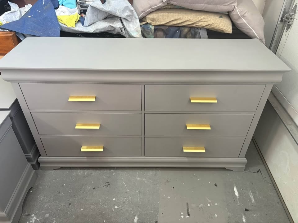 Beautiful gray storage dresser with gold handles - like new - photo 2