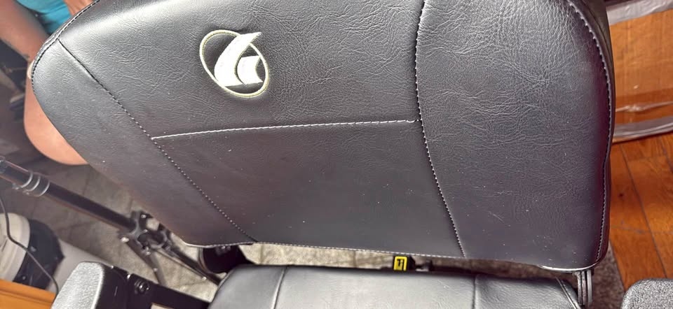 Scooter Golden Buzzaround XL $500