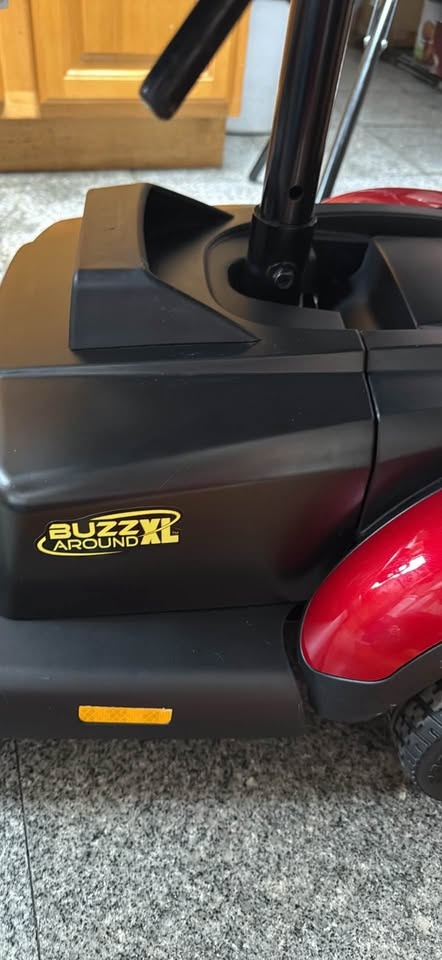 Scooter Golden Buzzaround XL $500 - photo 4