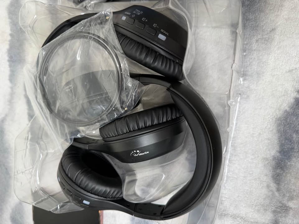 WallarGe Wireless TV Headphones (2 Pairs) - photo 2