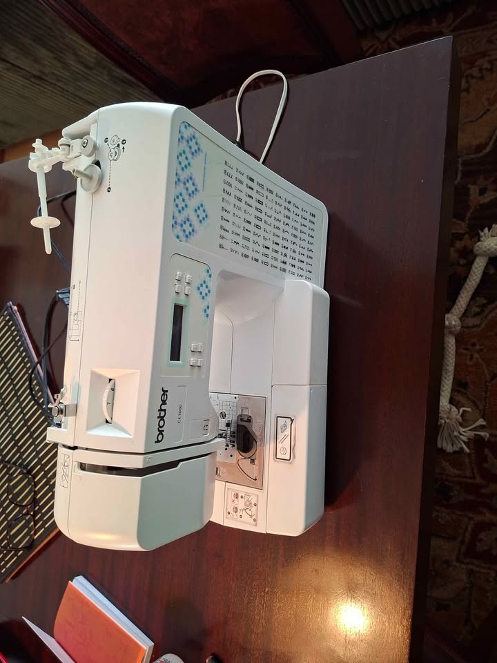 Brother CE1000 Sewing Machine - photo 4