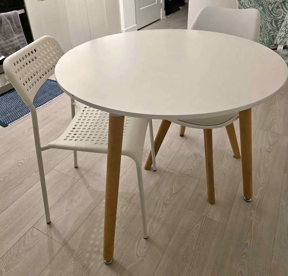 White Round Dining Table w/ 2 Chairs