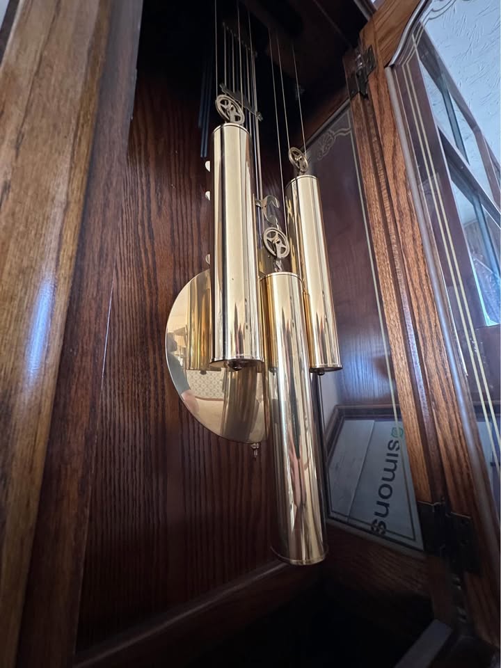 Howard Miller Grandfather Clock - photo 3