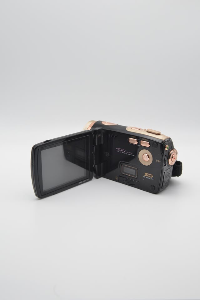 DXG 535V HD Camcorder – Tested & Working - photo 3