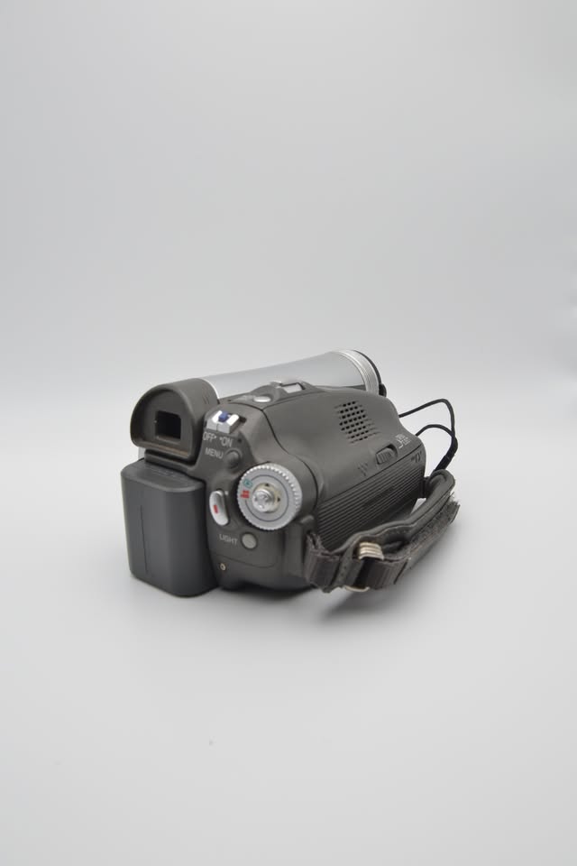 Panasonic PV-GS29 MiniDV Camcorder - Tested & Working - photo 3