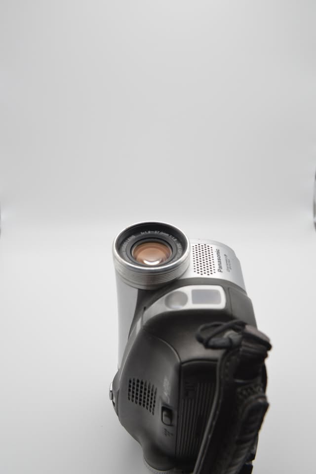 Panasonic PV-GS29 MiniDV Camcorder - Tested & Working - photo 4