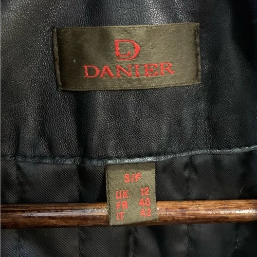 Danier Genuine Leather Jacket Small Black Rabbit Fur Collar & Cu - photo 2