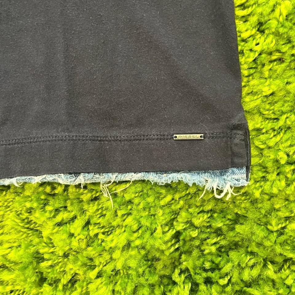 Diesel T-Bascon Black V-Neck T-Shirt w/ Denim Pocket & Hem - photo 4