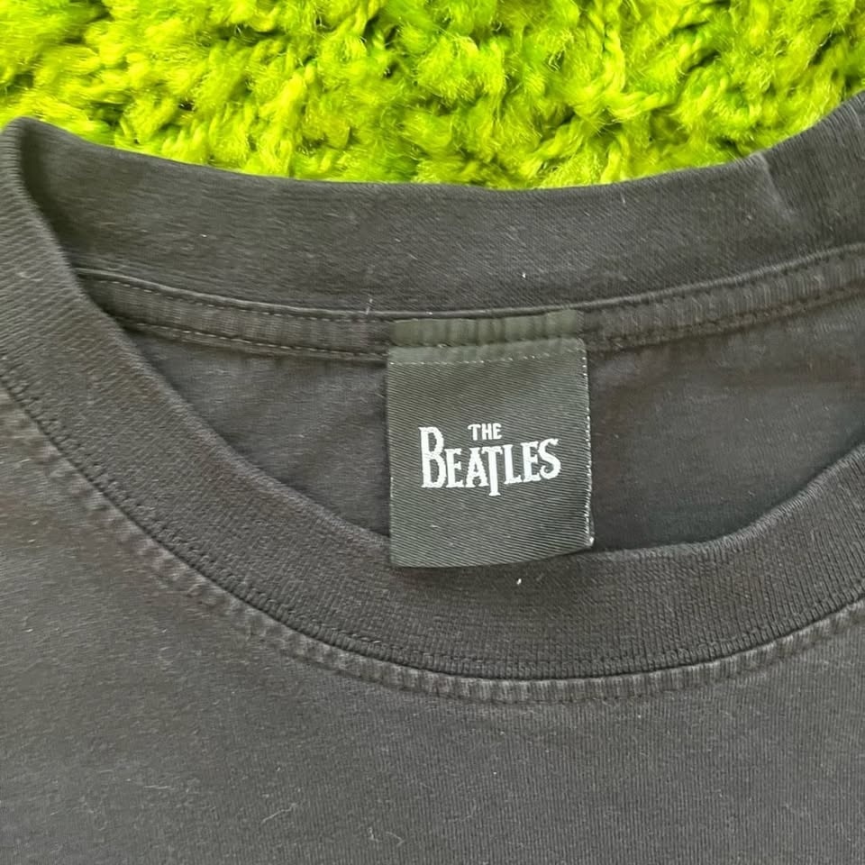 The Beatles Classic Drop T Logo Black Graphic Band T-Shirt - photo 3