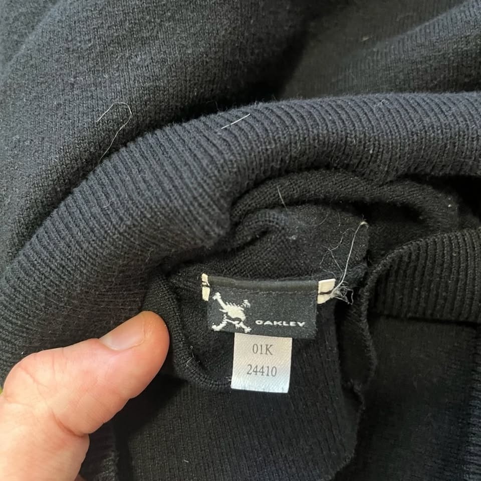 Oakley Men's Black/White Striped 1/4 Zip Pullover Knit Sweater - photo 4