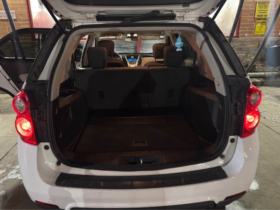 2013 Chevrolet Equinox LS Sport Utility 4D - photo 5