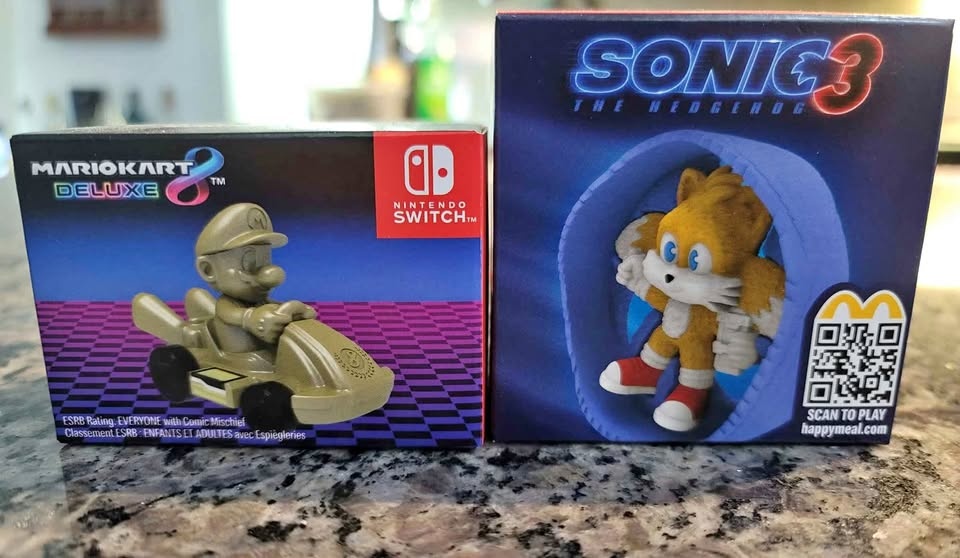 Gold Mario & Tails - McDonald's Happy Meal Toys