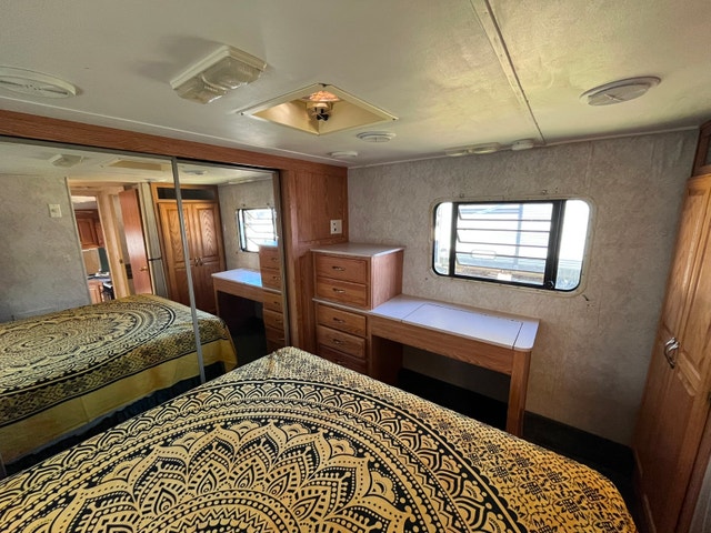 Site 293 Springlake RV Resort - Seasonal RV in Ingersoll, ON - photo 4