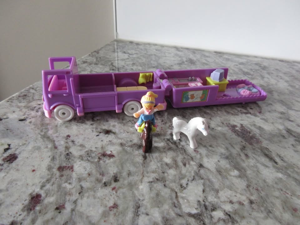 Vintage Polly Pocket Playsets - photo 4