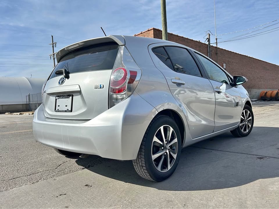 2012 Toyota Prius c