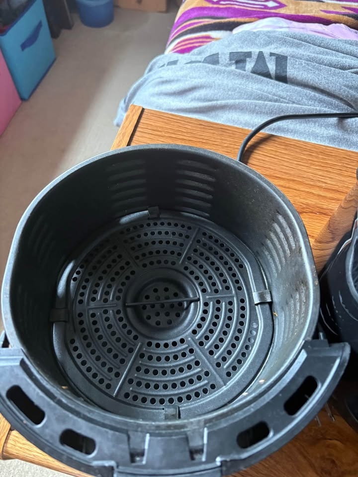 T-Fal Easy Air Fryer - photo 3