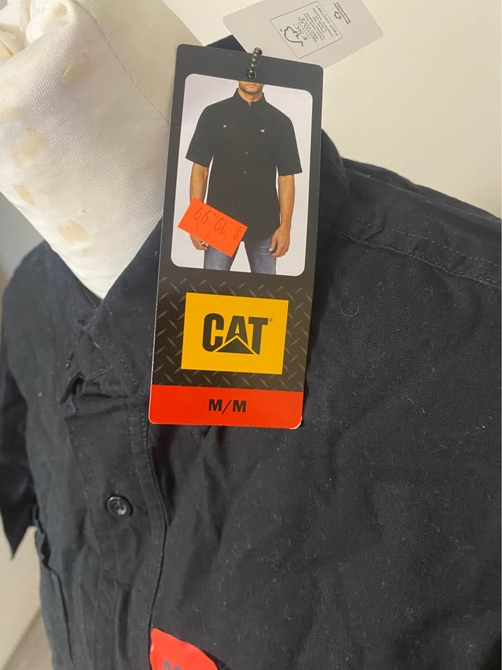 BNWT CAT Black Short Sleeve Button Up Shirt - photo 2