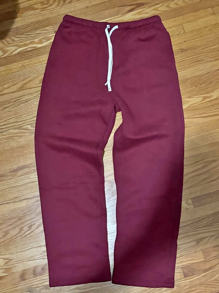 Straight leg sweatpants