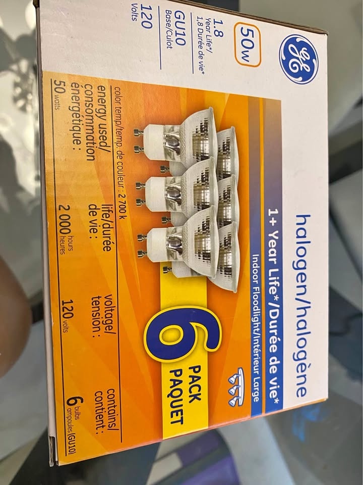GE Soft White 50W Halogen Floodlight Bulbs (6-Pack)