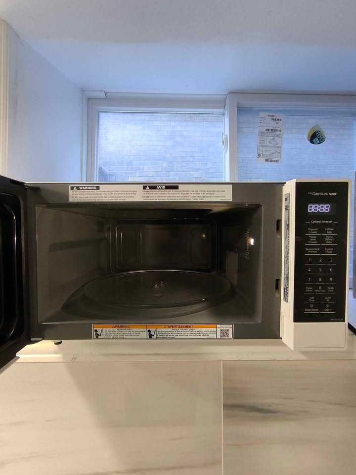 Panasonic The Genius 1200W Microwave - Stainless Steel (NN-ST77L - photo 2