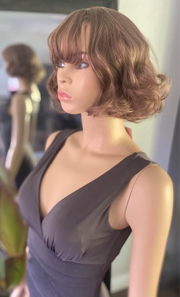 NWT Short Wavy Synthetic Cosplay Wig with Bangs (2009) - photo 3