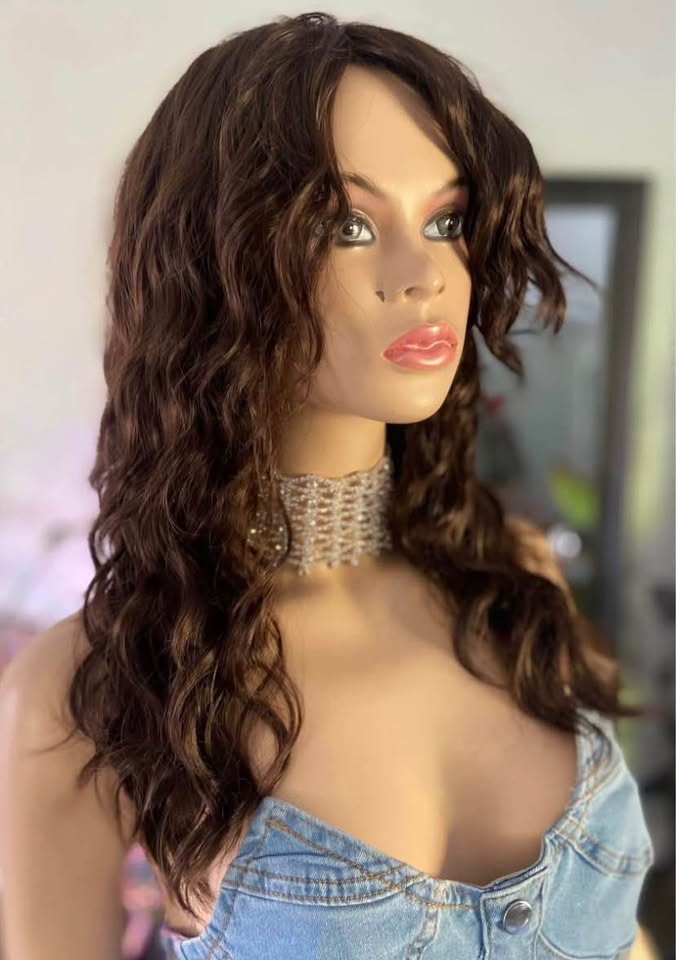 NWOT: Long Voluminous Wavy Brown Synthetic Wig (2339) - photo 4