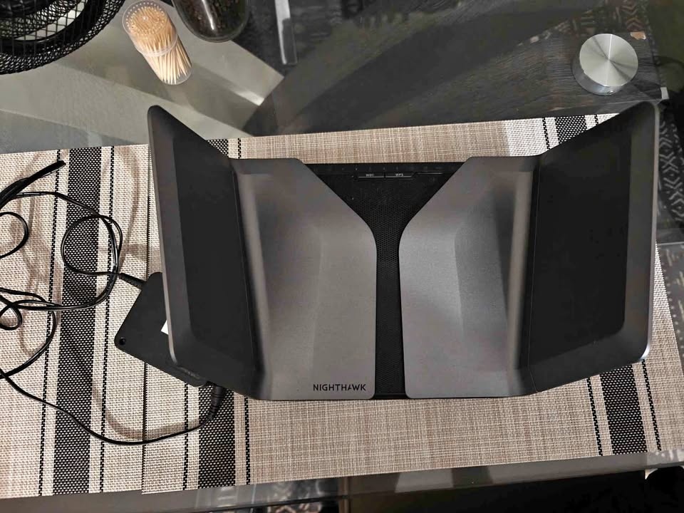NETGEAR Nighthawk AX8