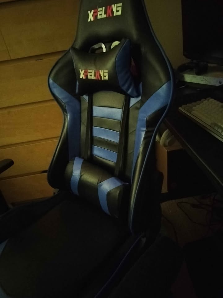Gaming chair