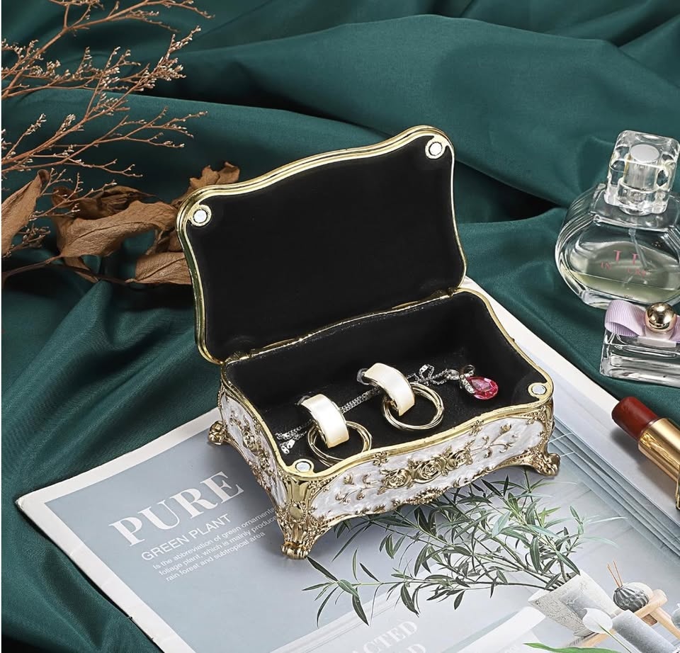 Brand New | Vintage Jewelry Box Roses Embossed Design - photo 5