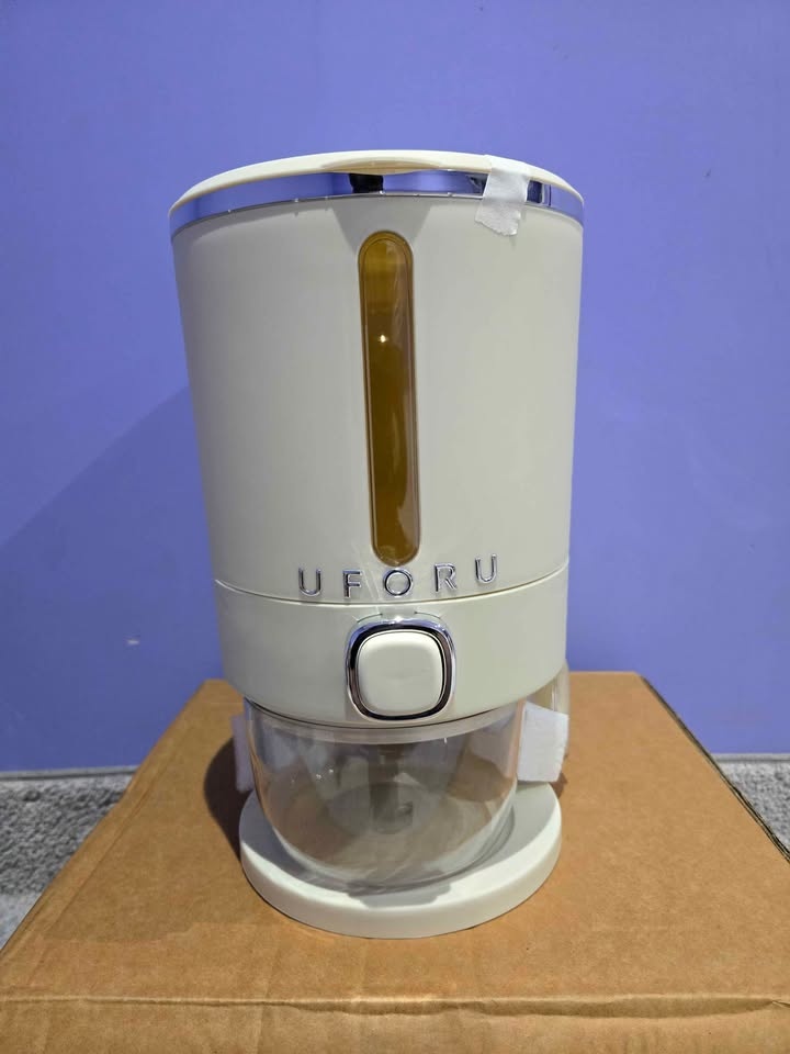 Brand New Rice Cereal Dispenser w/ Measuring Cup - photo 2