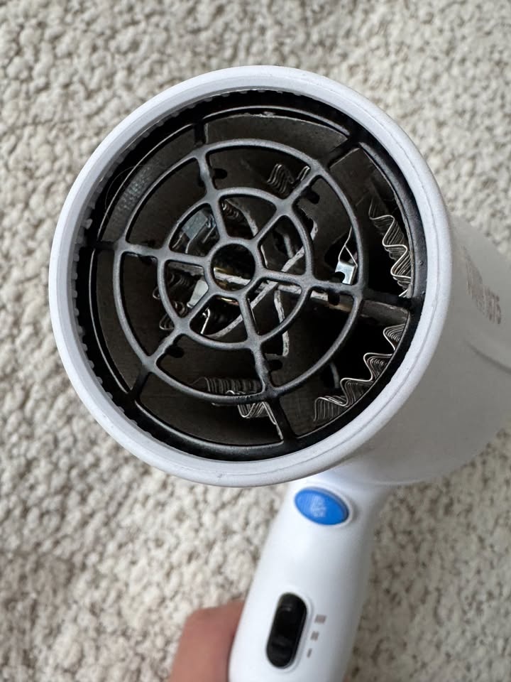 Conair Double Ceramic Blow Dryer 1875W - White - $20 - photo 5