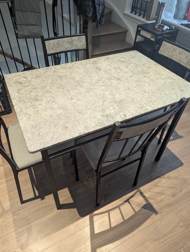 Grey and black faux marble dinette set - photo 2
