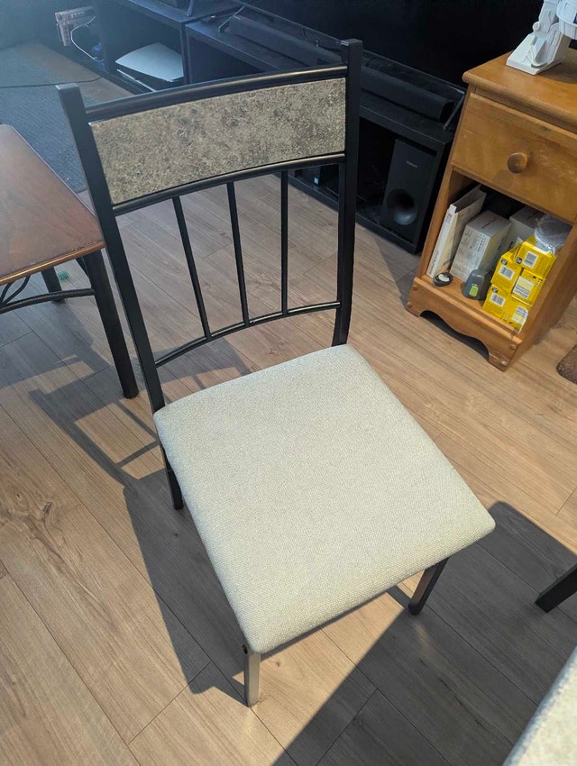 Grey and black faux marble dinette set - photo 3