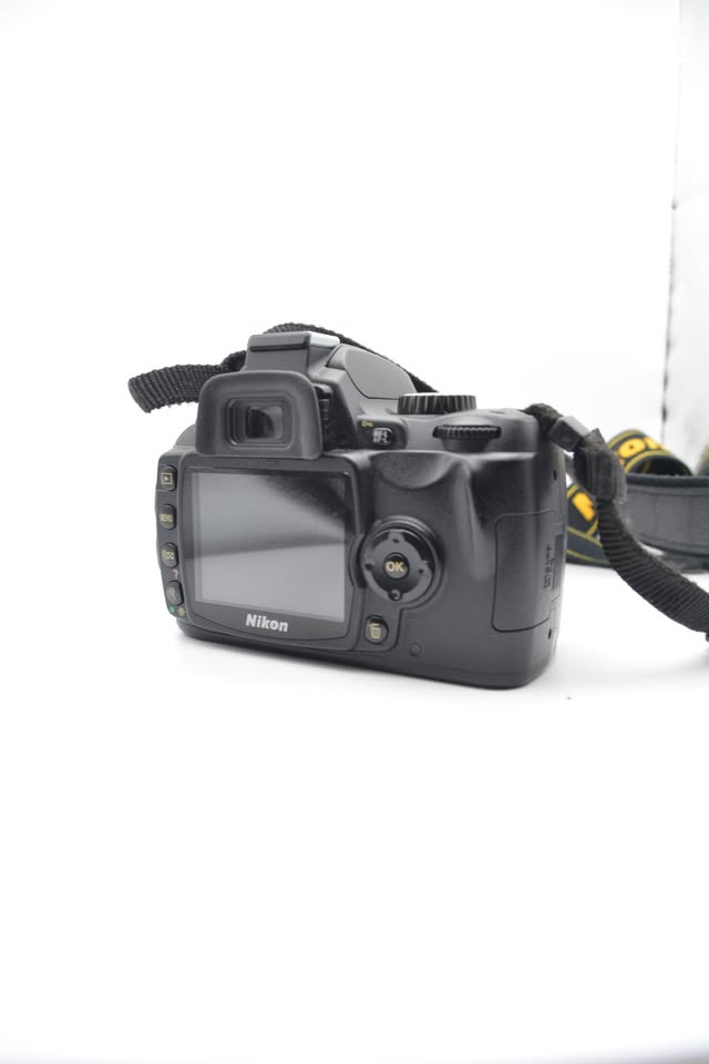 Nikon D60 DSLR Camera Kit - photo 2