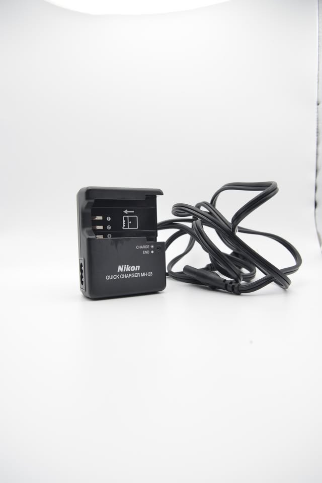 Nikon D60 DSLR Camera Kit - photo 3
