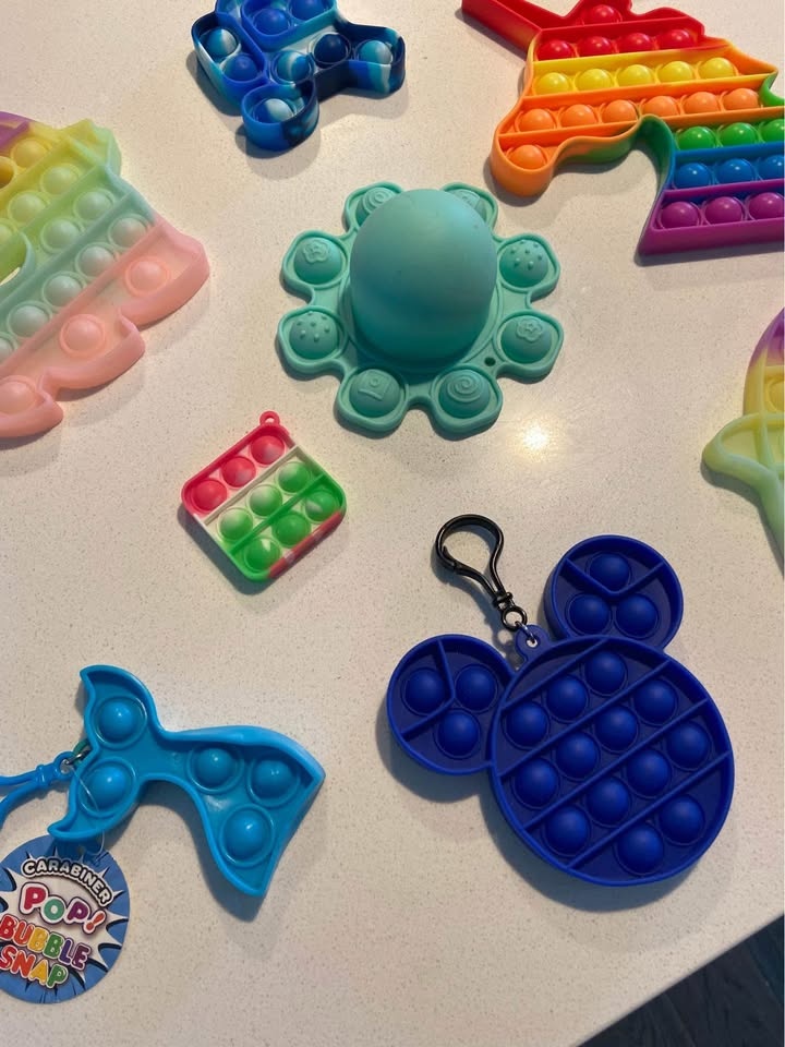 Lot of Simple Dimple Pop It Fidget Toys ($5 for all) - photo 3