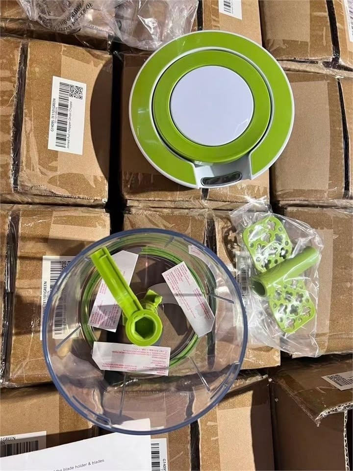 NEW Manual Pull Food & Vegetable Chopper - $3 - photo 5