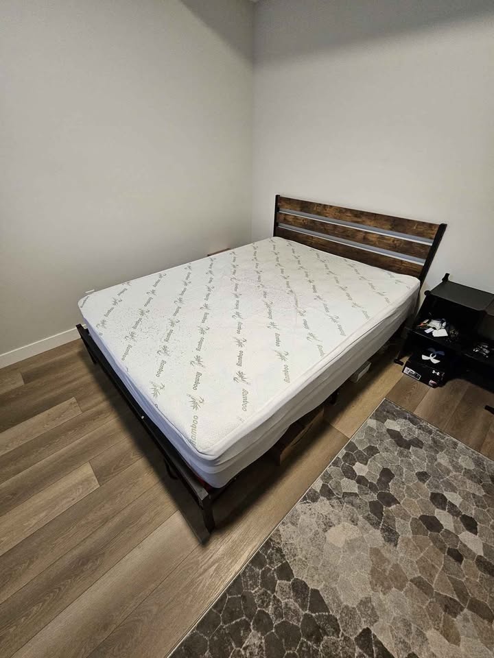 Queen Mattress - photo 3
