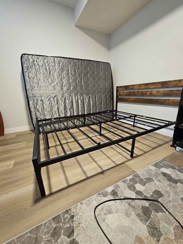 Queen Mattress - photo 5