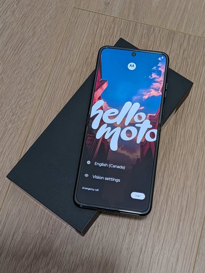 Motorola Razr+ 2023 (XT2321-3) 256GB - photo 2