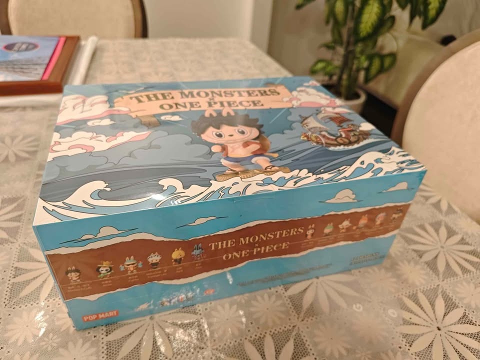 BNIB Popmart One Piece x Labubu Blind Box Set (12 boxes) - photo 3