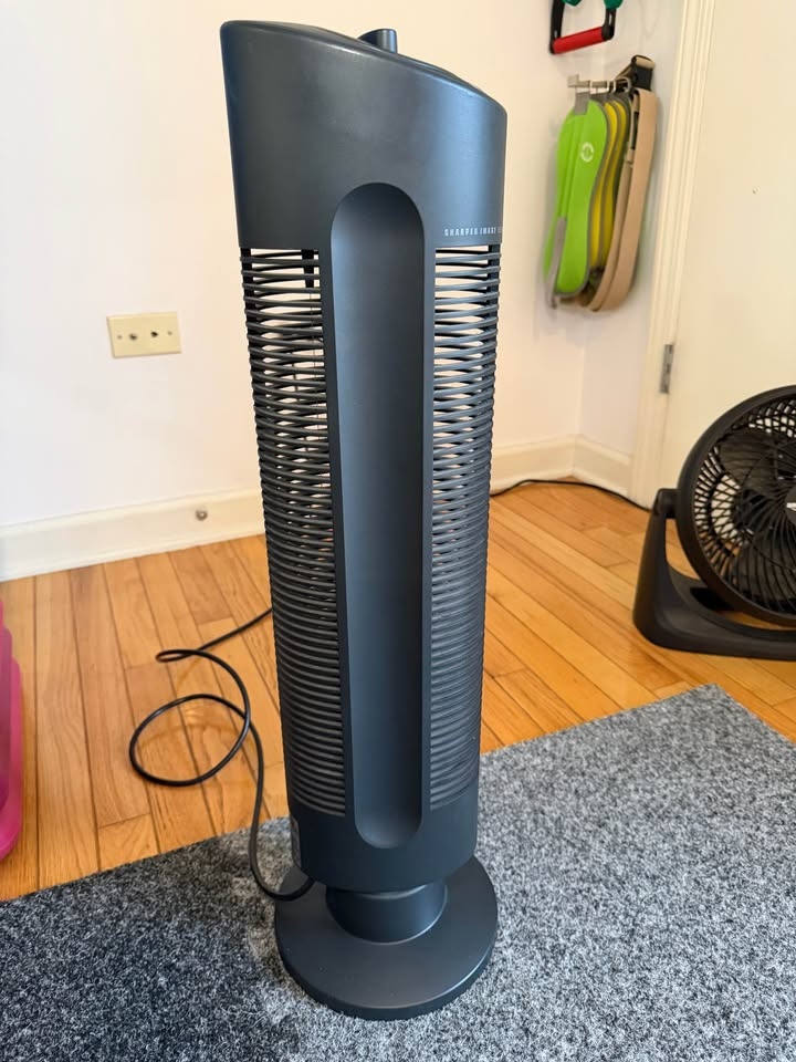 Ionic Breeze Quadra Silent Air Purifier – Works Perfectly - photo 3