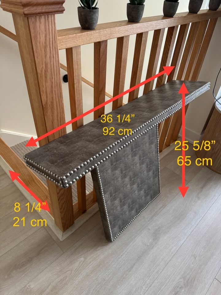 Custom Entryway Console Table/Stand - $25 - photo 2